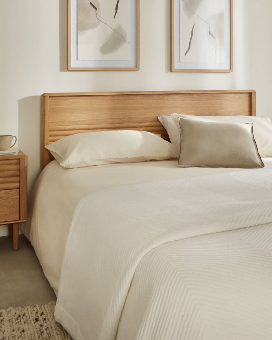 Orenhall Bed