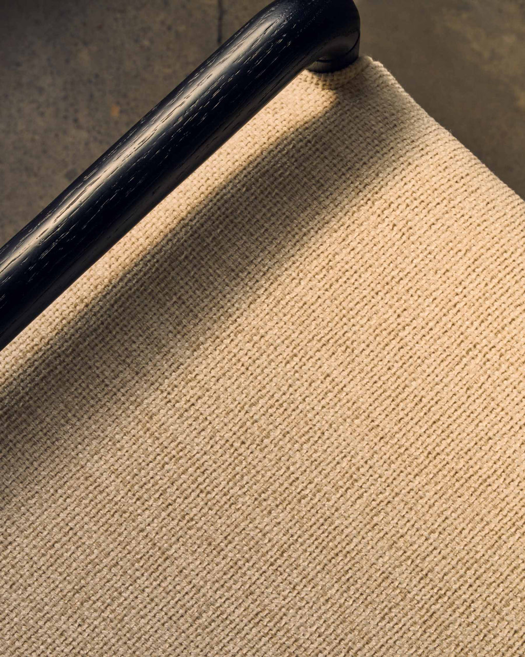 Manova Heritage Farro Bench - image 3