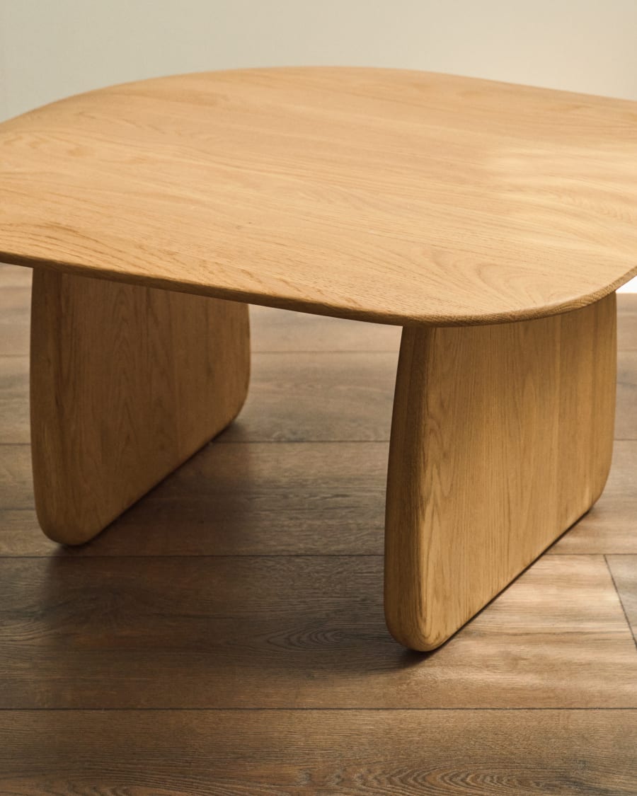 Gilangate Coffee Table