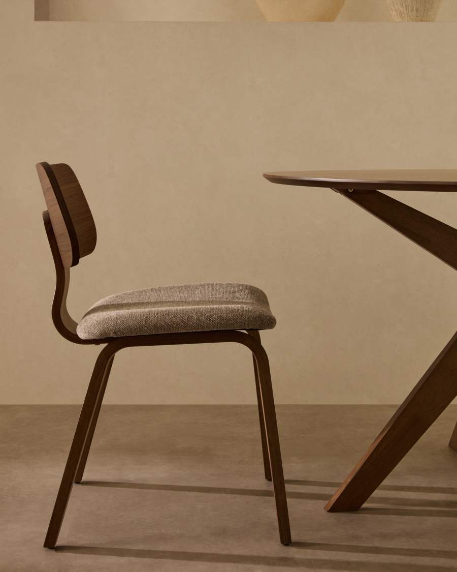 Elvaris Chair