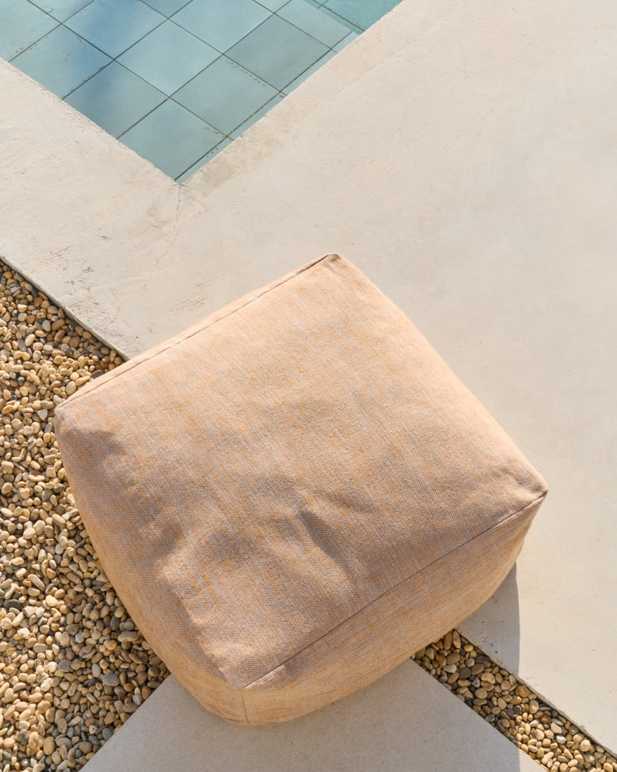 Manova Heritage Emerdale Pouf