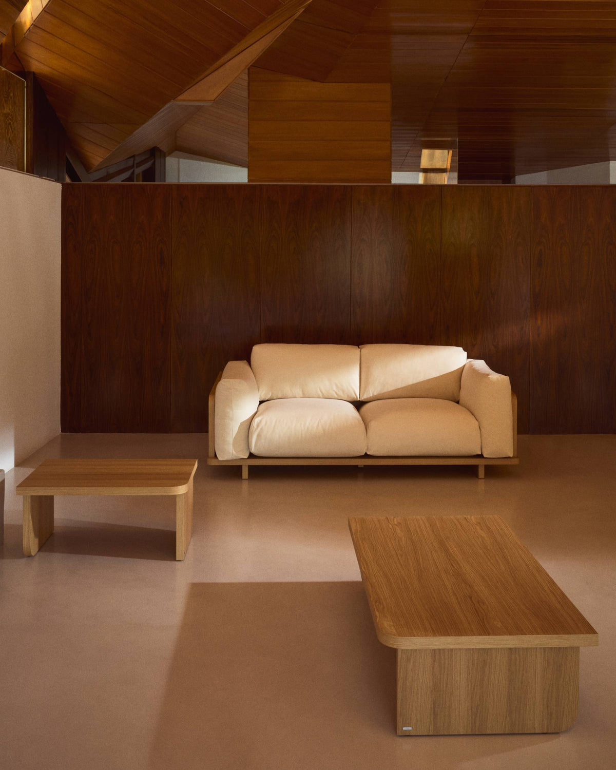Oaq Coffee Table