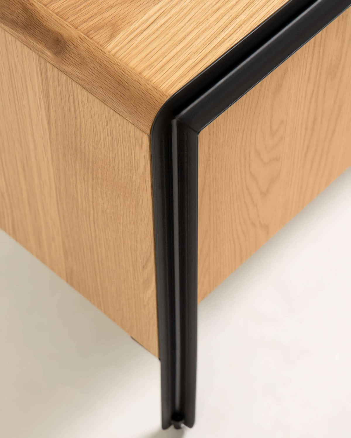 Nadyria TV Unit