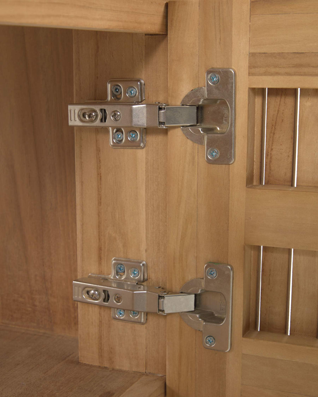 Liorhollow Bathroom Cabinet