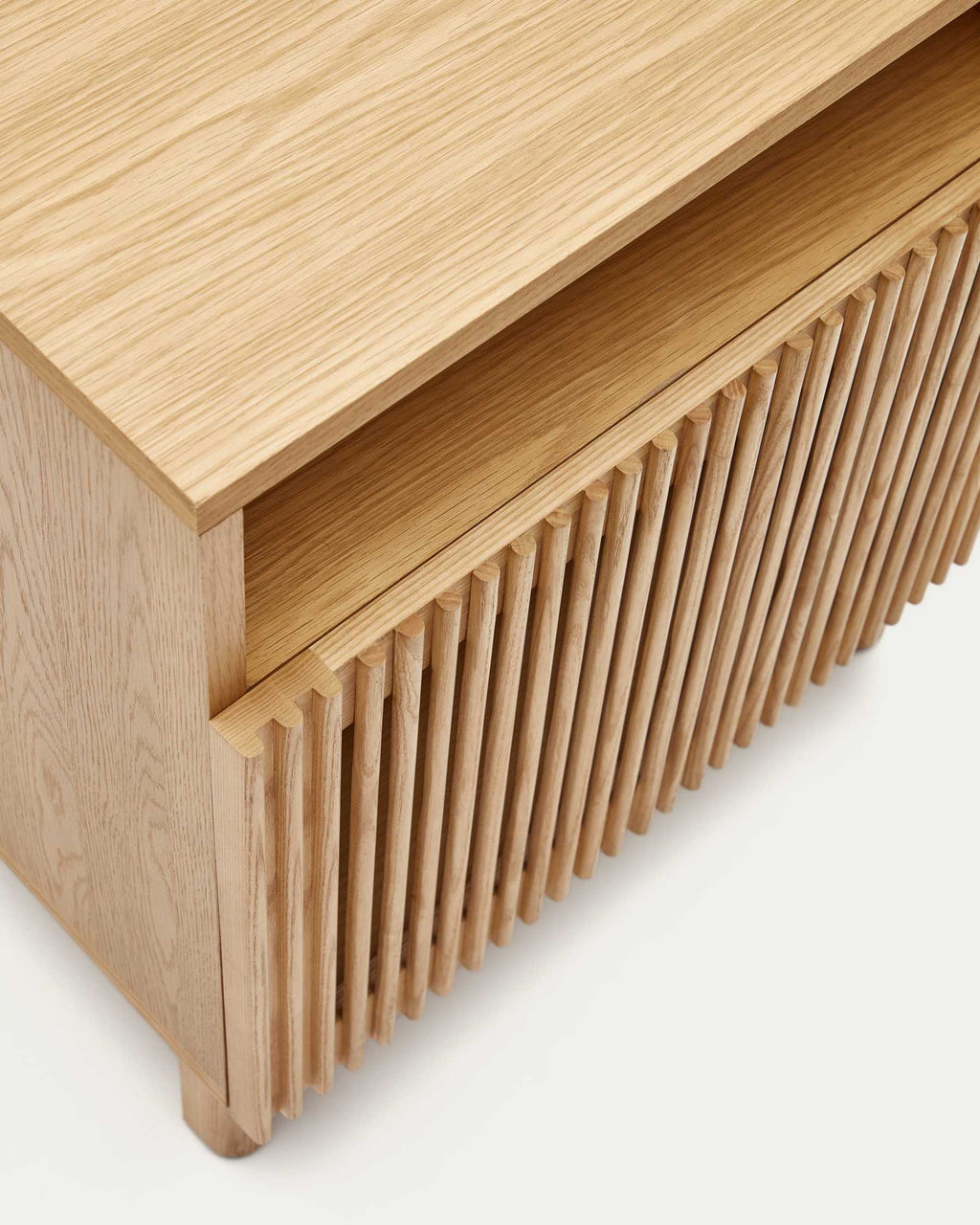 Manova Heritage Yarrow Bedside Table - image 2
