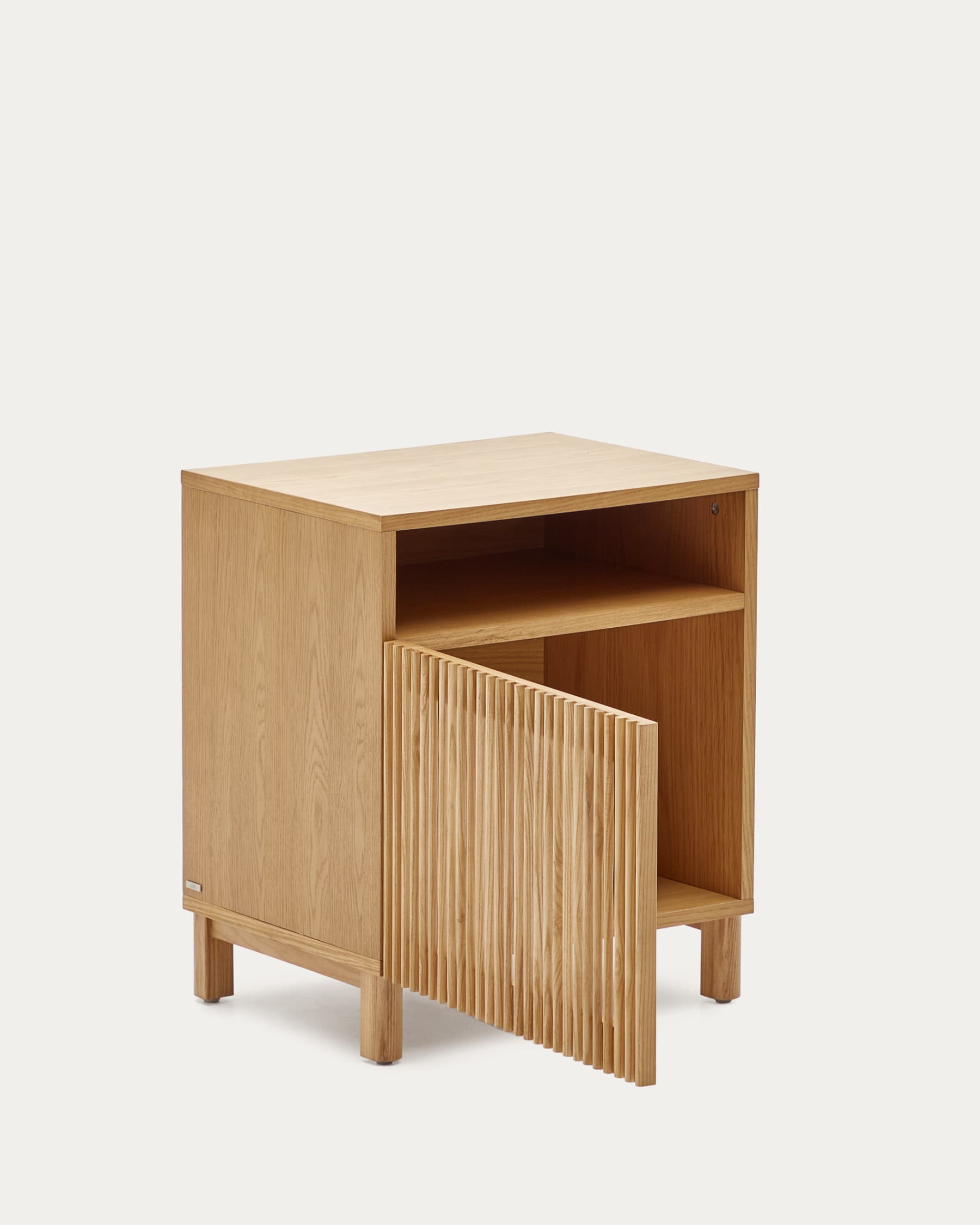 Manova Heritage Yarrow Bedside Table - image 5