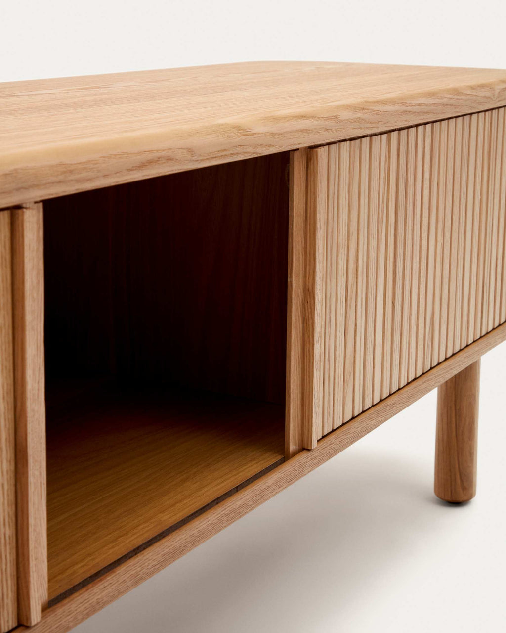 Mailen 2 door TV stand