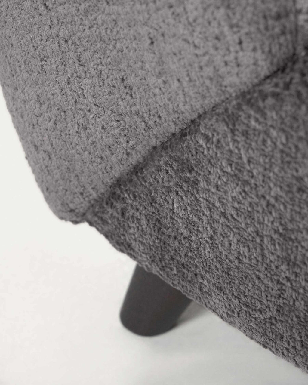 Meghan armchair in grey