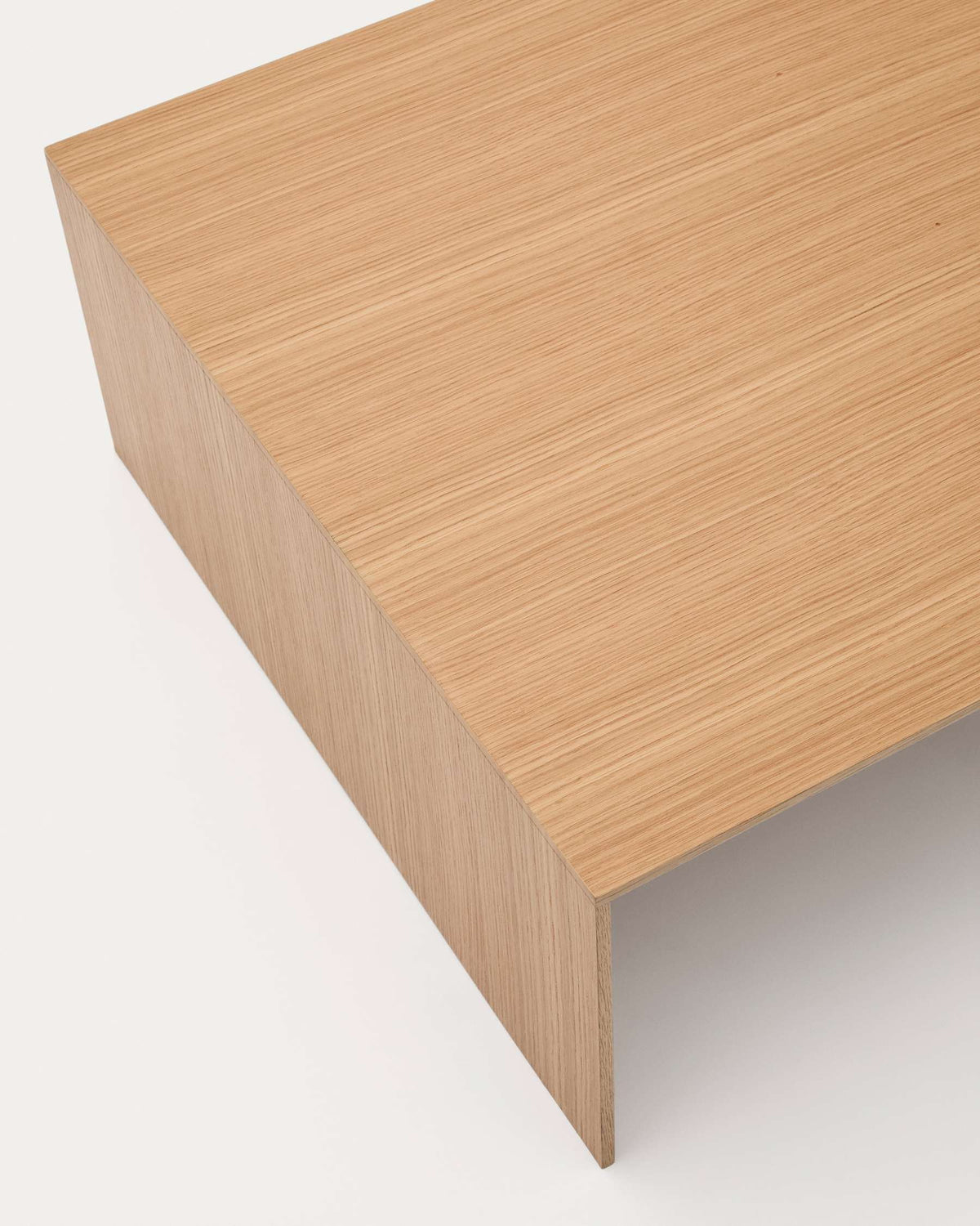 Daelcourt Coffee Table