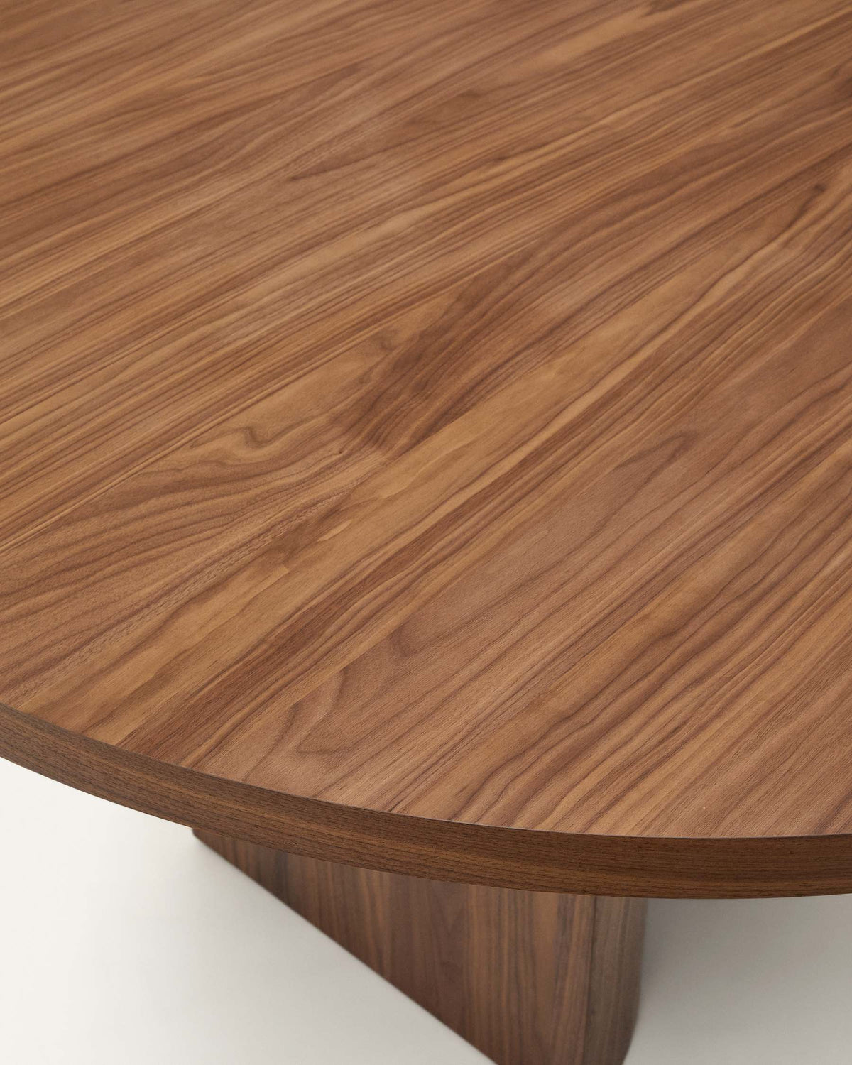 Yaralyn Dining Table