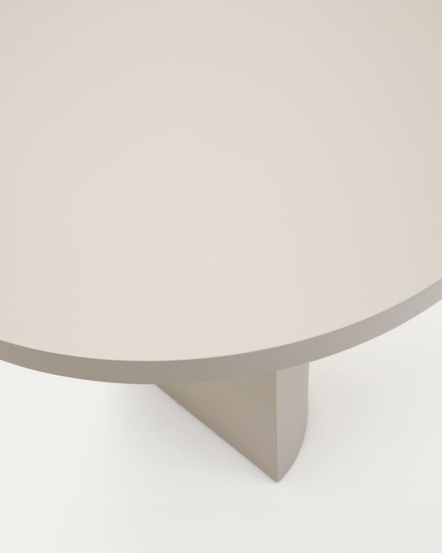 Yaralyn Dining Table