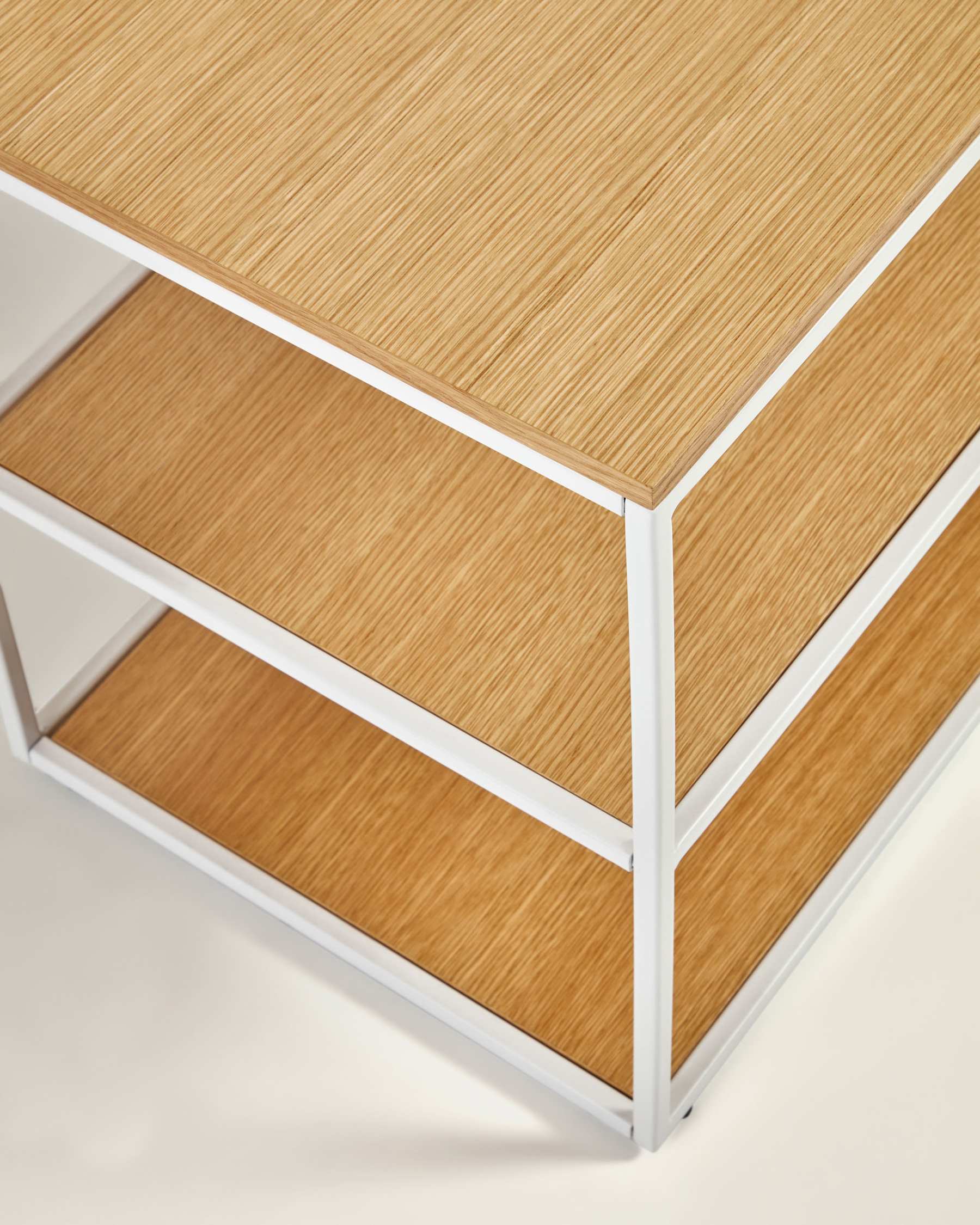 Yoana TV stand with oak veneer