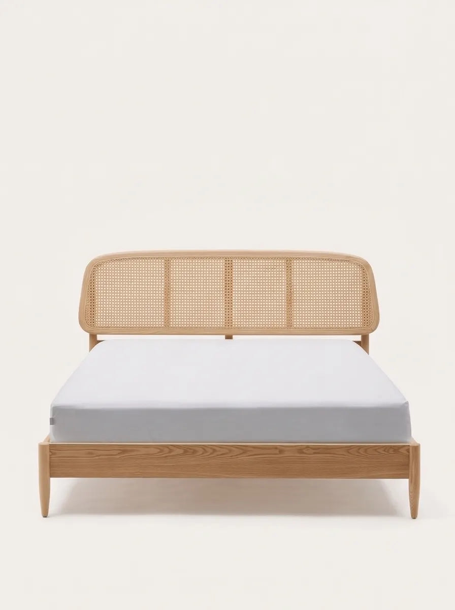 Faelwood Bed