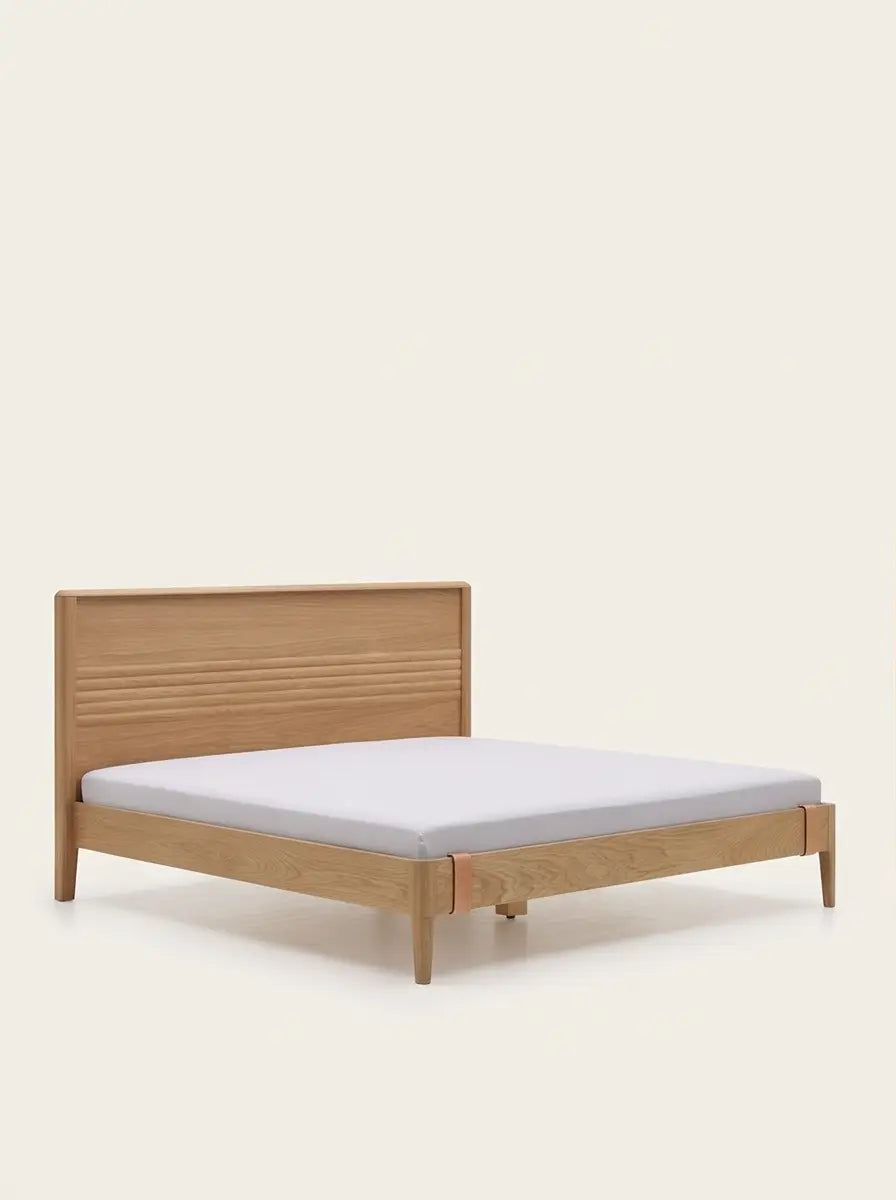 Orenhall Bed