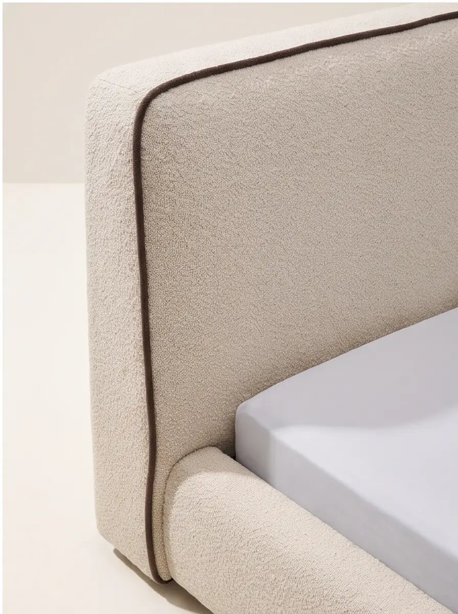 Ulvercrest Bed