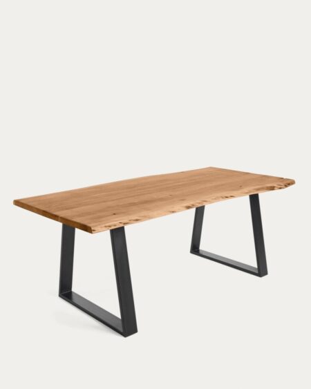 "Alaia table
